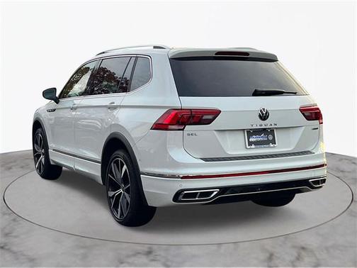 2022 Volkswagen Tiguan 2.0T SEL R-Line 4MOTION