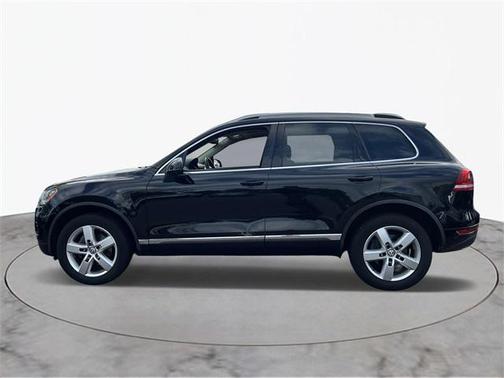2013 Volkswagen Touareg VR6 Lux