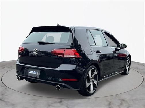 2019 Volkswagen Golf GTI 2.0T S 4-Door