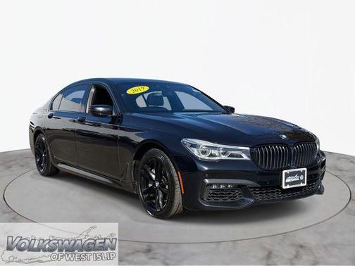 Carbon Black Metallic 2019 BMW 750 i xDrive