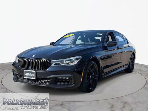 Carbon Black Metallic 2019 BMW 750 i xDrive