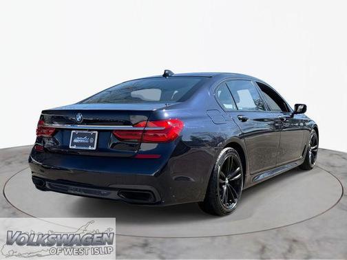 Carbon Black Metallic 2019 BMW 750 i xDrive