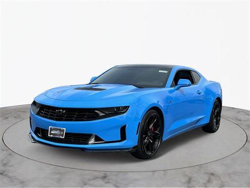 2022 Chevrolet Camaro RWD Coupe LT1