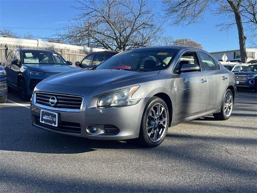 2014 Nissan Maxima S