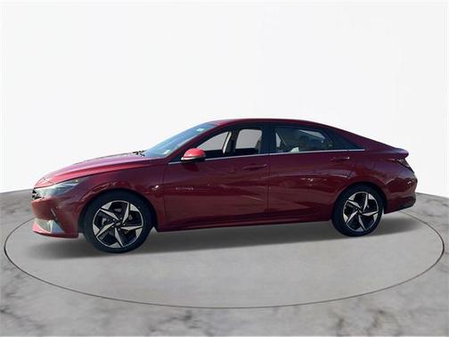 2022 Hyundai ELANTRA Limited