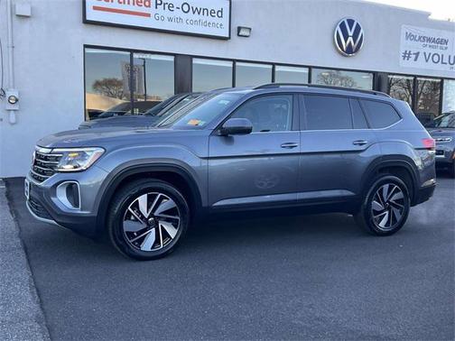 2025 Volkswagen Atlas 2.0T SE w/Technology 4MOTION