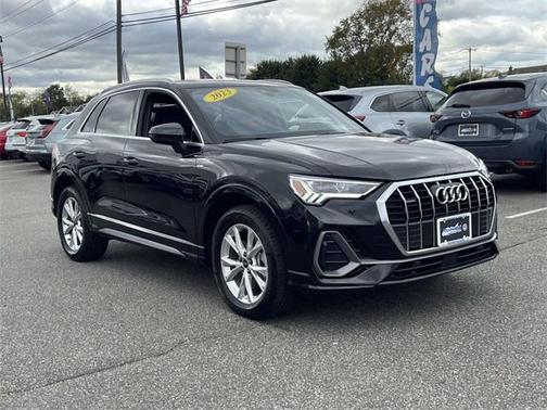 2023 Audi Q3 Premium 45 TFSI S line quattro Tiptronic