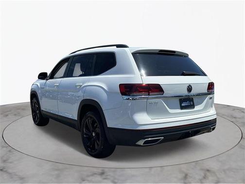 2022 Volkswagen Atlas 3.6L SE w/Technology