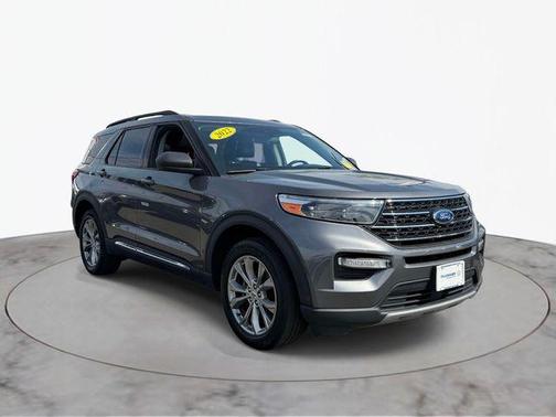 Carbonized Gray Metallic 2022 Ford Explorer XLT