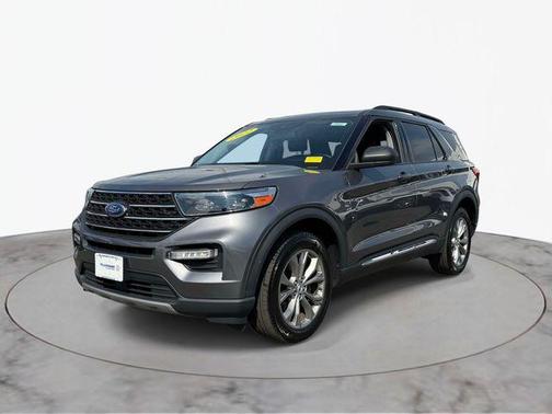 Carbonized Gray Metallic 2022 Ford Explorer XLT