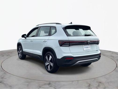 Pure White 2025 Volkswagen Taos 1.5T S