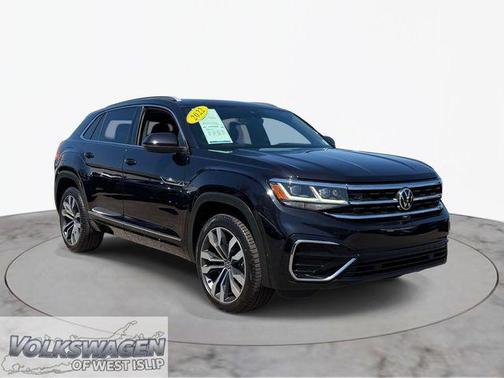 Deep Black 2022 Volkswagen Atlas Cross Sport 3.6L V6 SEL Premium R-Line