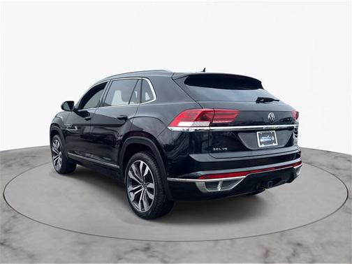 2022 Volkswagen Atlas Cross Sport 3.6L V6 SEL Premium R-Line