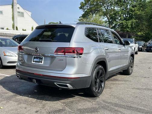 2022 Volkswagen Atlas 3.6L SE w/Technology