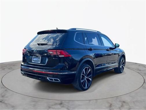 2024 Volkswagen Tiguan 2.0T SEL R-Line 4MOTION