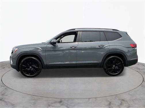 2025 Volkswagen Atlas 2.0T SE w/Technology 4MOTION