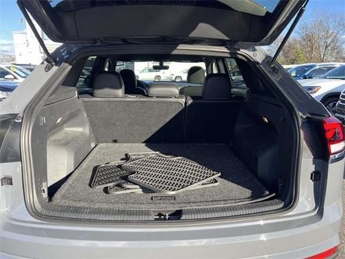 2022 Volkswagen Atlas Cross Sport 2.0T SE w/Technology 4MOTION