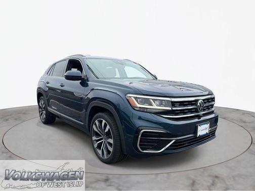 Blue Metallic 2022 Volkswagen Atlas Cross Sport 3.6L V6 SEL Premium R-Line
