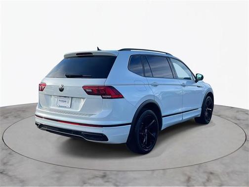 2023 Volkswagen Tiguan 2.0T SE R-Line Black 4MOTION