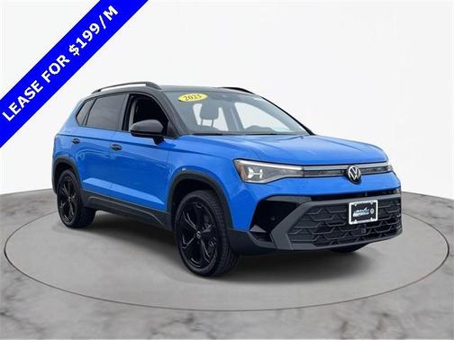 2025 Volkswagen Taos 1.5T SE Black