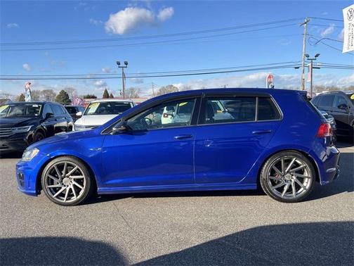 2017 Volkswagen Golf R 2.0T DSG