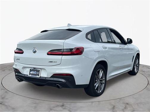 2021 BMW X4 xDrive30i