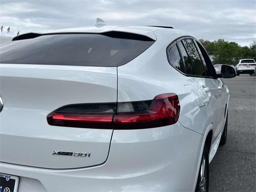 2021 BMW X4 xDrive30i