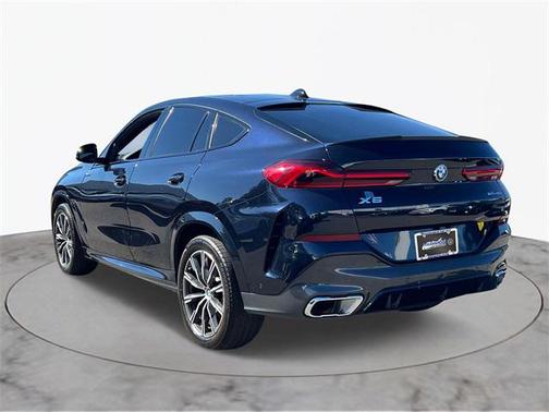 2023 BMW X6 xDrive40i