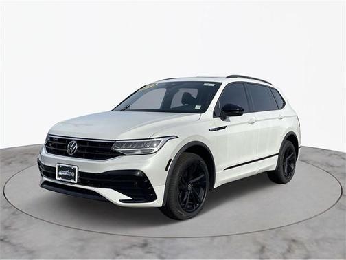 2023 Volkswagen Tiguan 2.0T SE R-Line Black 4MOTION