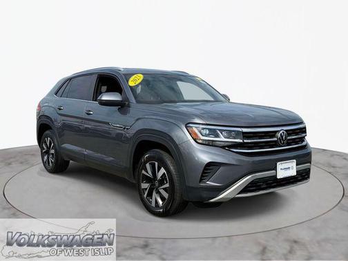 Platinum Gray Metallic 2023 Volkswagen Atlas Cross Sport 2.0T SE