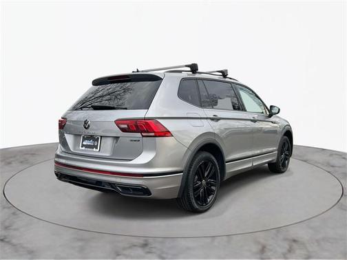 2022 Volkswagen Tiguan 2.0T SE R-Line Black 4MOTION