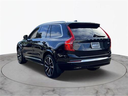 2024 Volvo XC90 B6 Plus Bright Theme 7-Seater