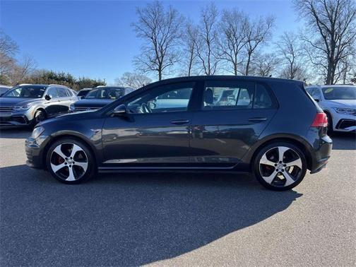 2015 Volkswagen Golf GTI 2.0T SE 4-Door