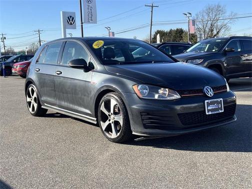 2015 Volkswagen Golf GTI 2.0T SE 4-Door