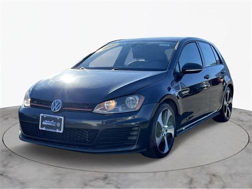 2015 Volkswagen Golf GTI 2.0T SE 4-Door