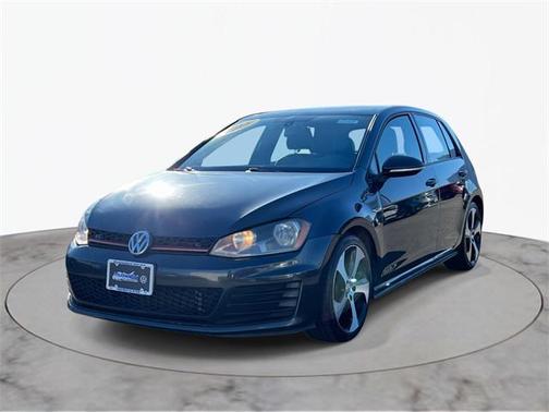 2015 Volkswagen Golf GTI 2.0T SE 4-Door