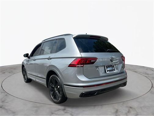 2022 Volkswagen Tiguan 2.0T SE R-Line Black 4MOTION