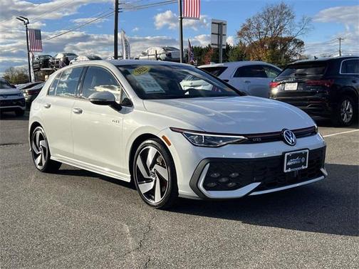 2025 Volkswagen Golf GTI 2.0T S DSG