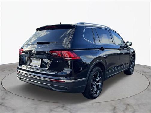 2023 Volkswagen Tiguan 2.0T SE 4MOTION