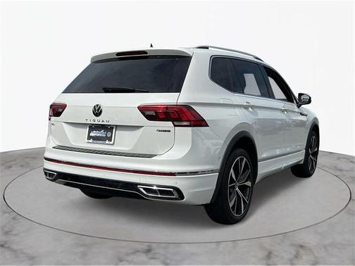 2023 Volkswagen Tiguan 2.0T SEL R-Line 4MOTION