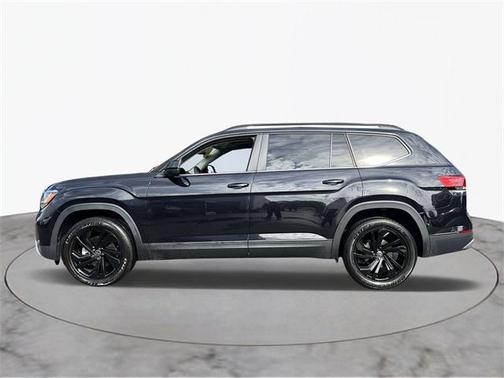 2022 Volkswagen Atlas 3.6L SE w/Technology