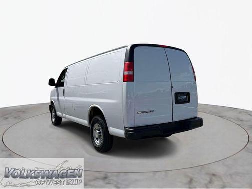 Summit White 2020 Chevrolet Express 2500 Work Van