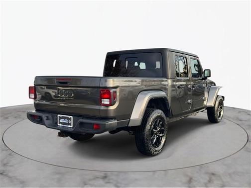 2022 Jeep Gladiator Altitude 4x4