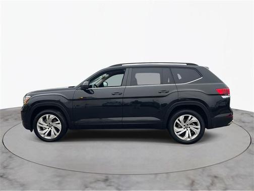 2022 Volkswagen Atlas 3.6L SE w/Technology