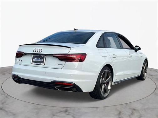2023 Audi A4 45 S line Premium Plus