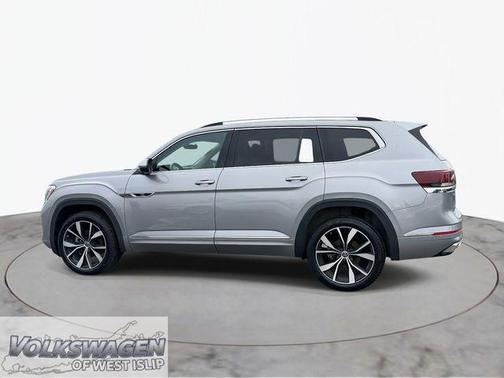 Silver Mist Metallic 2024 Volkswagen Atlas 2.0T SEL Premium R-Line 4MOTION