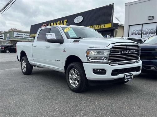 2024 RAM 2500 Laramie Crew Cab 4x4 6'4' Box