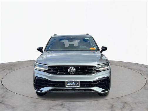 2022 Volkswagen Tiguan 2.0T SE R-Line Black 4MOTION