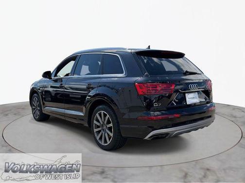 Black 2017 Audi Q7 3.0T Premium