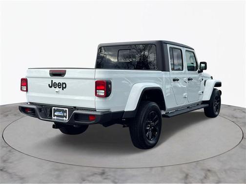 2022 Jeep Gladiator Altitude 4x4